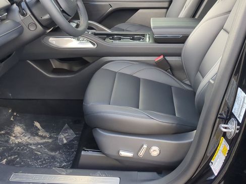 New 2026 Lincoln Nautilus Premier AWD/4WD image 10