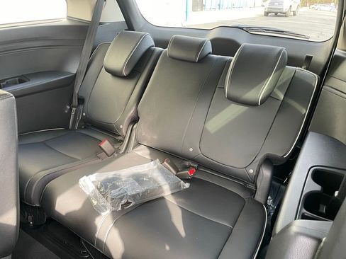 New 2026 Honda Odyssey Touring image 43