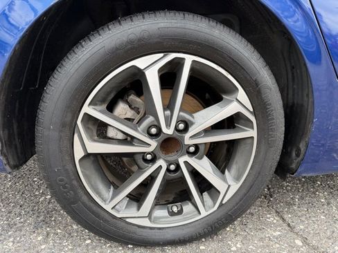 Certified 2023 Kia Forte LXS image 15