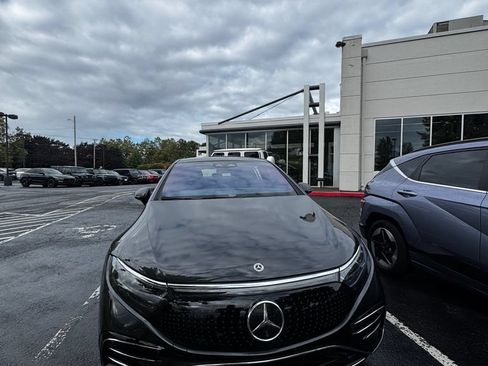 Used 2022 Mercedes-Benz EQS 450+ Sedan image 5