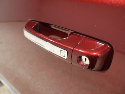 Used 2020 RAM 1500 Limited image 11