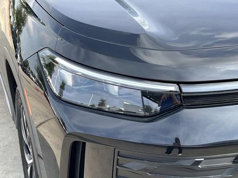 New 2026 Volkswagen Tiguan S FWD image 7