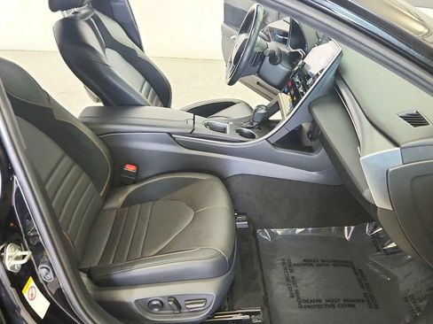 Used 2019 Toyota Avalon Touring w/ Advanced Safety Package FWD image 15