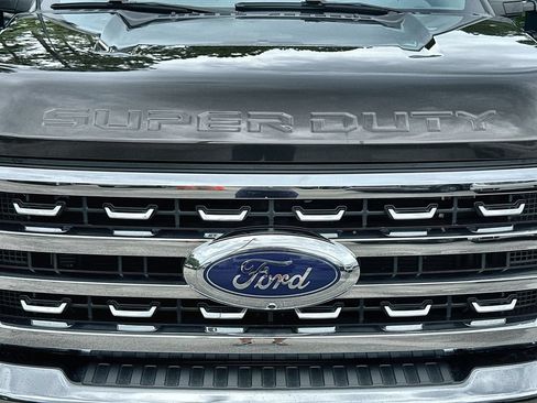 Used 2024 Ford F250 Lariat w/ Lariat Ultimate Package AWD/4WD image 31