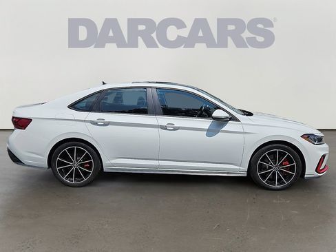 Used 2025 Volkswagen Jetta GLI Autobahn FWD image 7