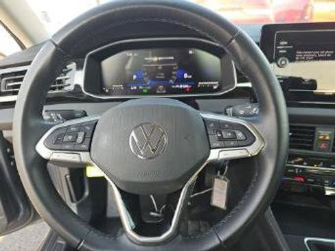 Used 2025 Volkswagen Jetta S FWD image 18