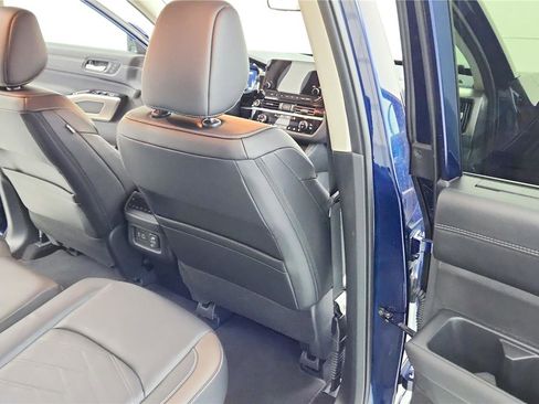 Used 2024 Nissan Pathfinder Platinum w/ Cargo Package FWD image 19