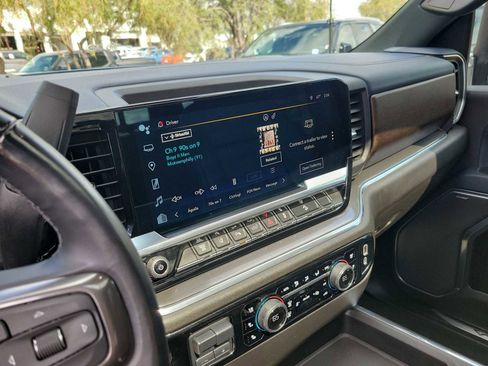 Used 2024 Chevrolet Silverado 2500 High Country w/ Technology Package image 20