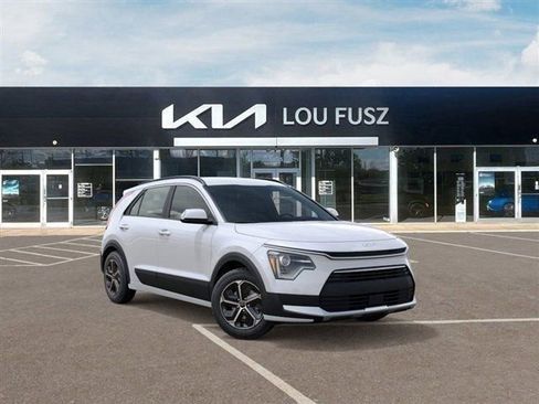 New 2026 Kia Niro EX FWD image 8