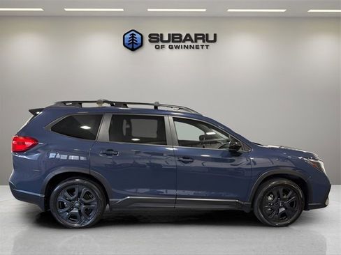 Used 2025 Subaru Ascent Bronze Edition w/ Onyx Package image 7
