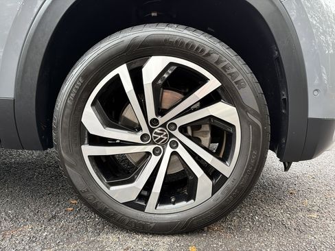 Used 2020 Volkswagen Atlas Cross Sport SEL Premium image 12