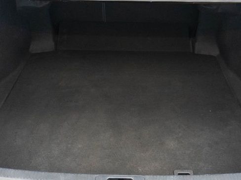 Used 2022 Toyota Camry SE FWD image 12