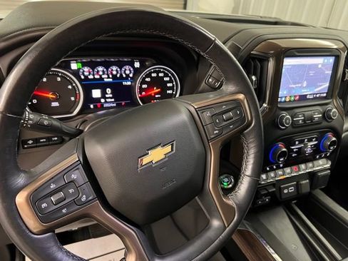 Used 2023 Chevrolet Silverado 2500 High Country w/ Technology Package image 35