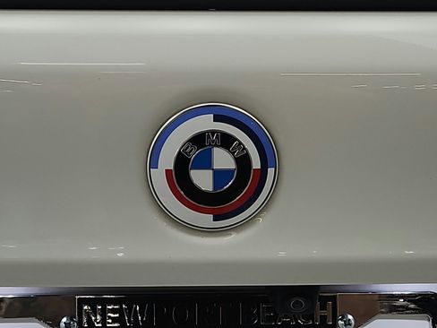 Used 2023 BMW M550i xDrive image 18