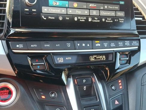 Used 2025 Honda Odyssey Sport-L image 18