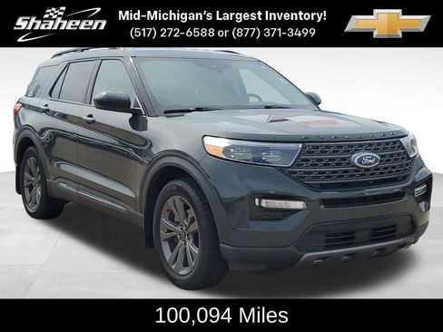 Used 2022 Ford Explorer XLT w/ Equipment Group 202A AWD/4WD image 2