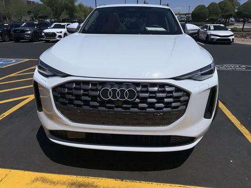 Used 2025 Audi Q5 Prestige AWD/4WD image 2