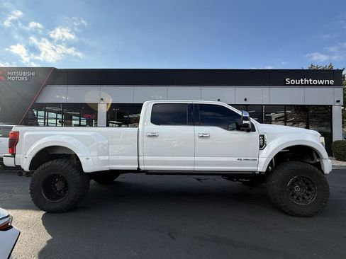 Used 2020 Ford F450 Platinum w/ FX4 Off-Road Package image 8
