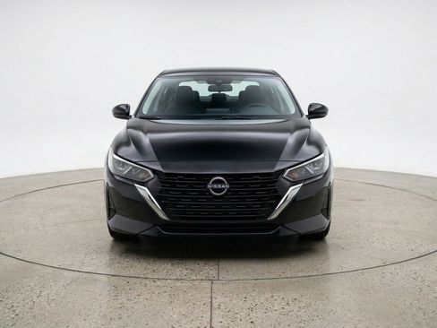Used 2025 Nissan Sentra SV FWD image 2