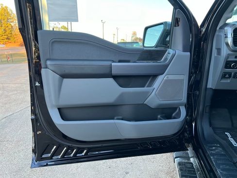 New 2025 Ford F150 Lariat w/ Equipment Group 501A Mid image 11