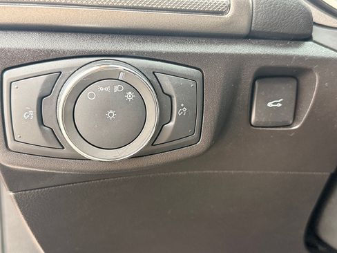 Used 2018 Ford Fusion S FWD image 23