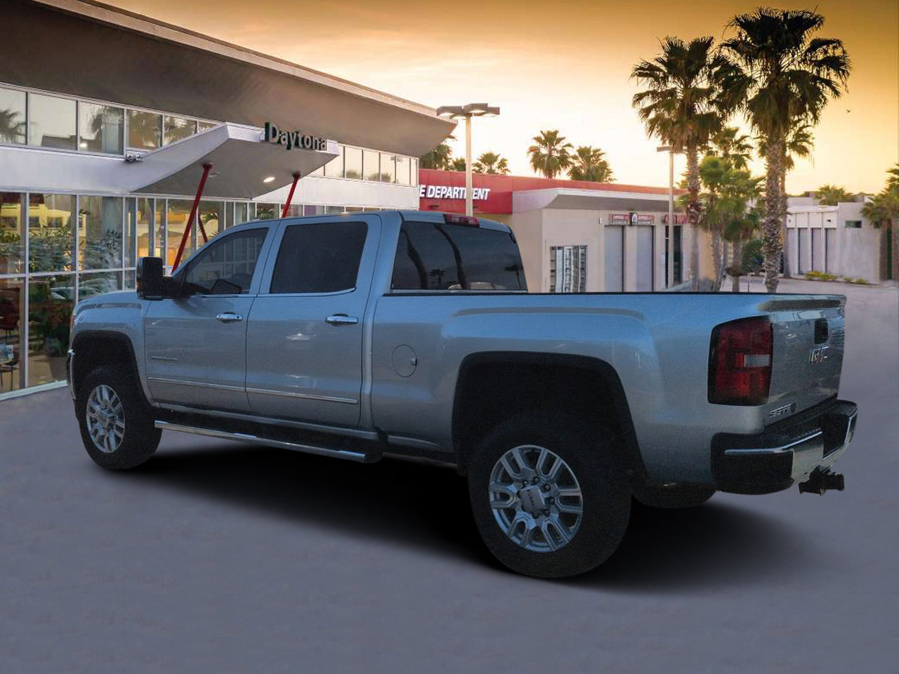 Used 2017 GMC Sierra 2500 SLT w/ Suspension Package, Off-Road AWD/4WD image 5