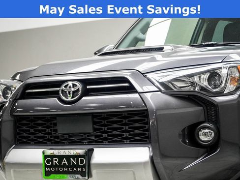 Used 2023 Toyota 4Runner TRD Off-Road Premium w/ Moonroof Package AWD/4WD image 2
