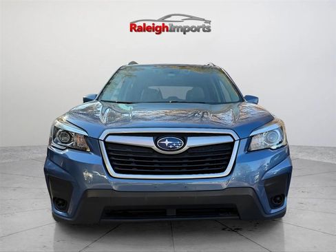 Used 2019 Subaru Forester Premium AWD/4WD image 2