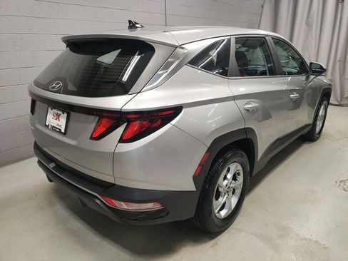 Used 2022 Hyundai Tucson SE FWD image 2