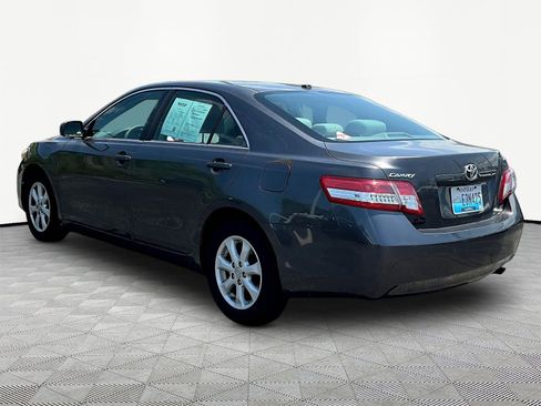 Used 2011 Toyota Camry LE w/ LE Extra-Value Pkg FWD image 4