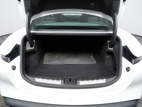 Certified 2022 Porsche Taycan 4S image 28