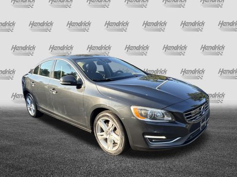 Used 2015 Volvo S60 T5 Platinum AWD/4WD image 2