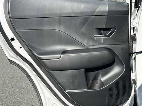 New 2026 Hyundai Kona SE image 21