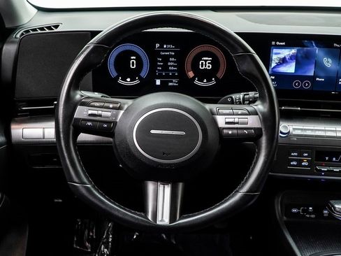 Used 2025 Hyundai Kona SEL image 19