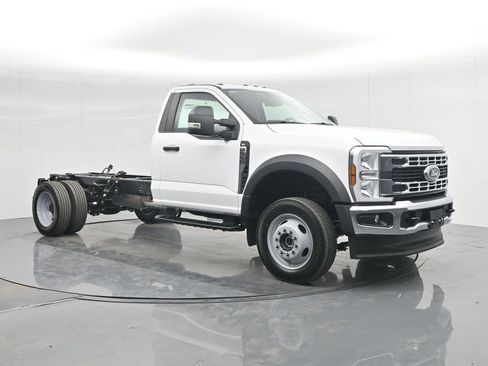 New 2025 Ford F550 XL image 5