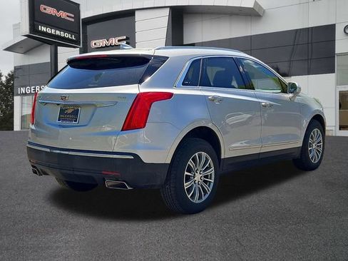 Used 2017 Cadillac XT5 Luxury w/ Driver Awareness Package AWD/4WD image 24