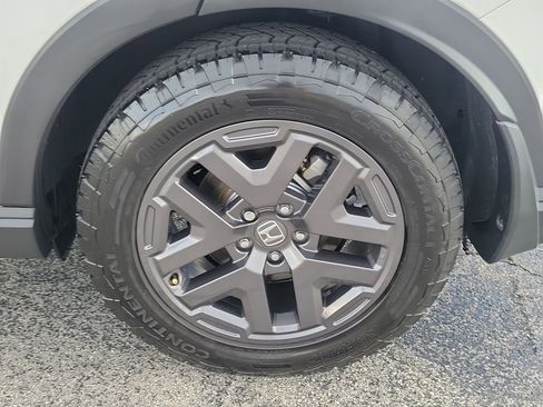 Used 2026 Honda CR-V TrailSport image 11
