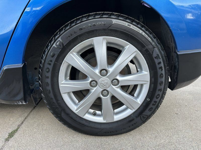 Used 2017 Toyota Prius C Two FWD image 9