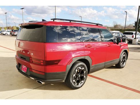 Used 2025 Hyundai Santa Fe SEL FWD image 9