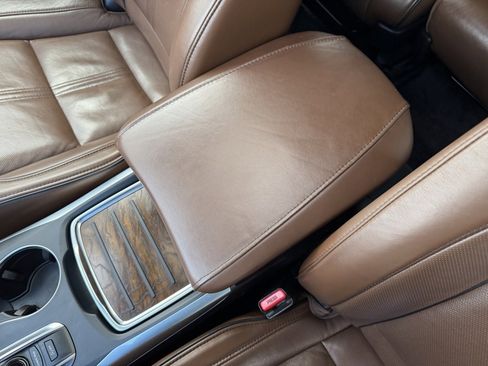 Used 2017 Acura MDX SH-AWD image 25