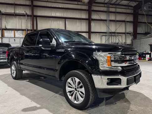 Used 2018 Ford F150 Lariat w/ Equipment Group 501A Mid AWD/4WD image 2
