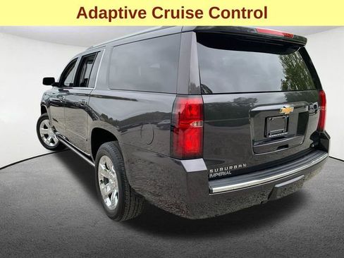 Used 2018 Chevrolet Suburban Premier AWD/4WD image 12