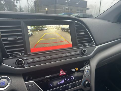 Used 2017 Hyundai Elantra Limited w/ Limited Ultimate Package 05 image 19