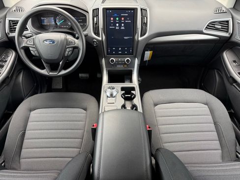 Used 2024 Ford Edge SE AWD/4WD image 2
