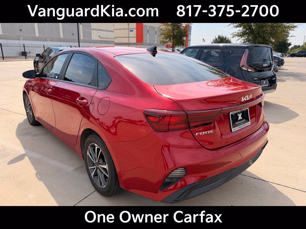 Certified 2024 Kia Forte LXS w/ LXS Technology Package FWD image 2