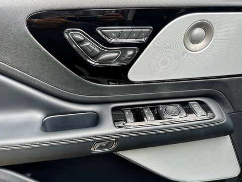 New 2025 Lincoln Aviator Reserve w/ Luxury Package image 10