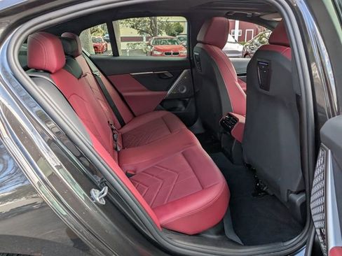 Used 2025 BMW 530i 530i w/ M Sport Package image 22