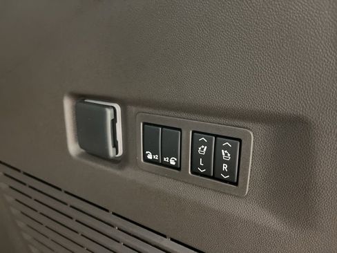 New 2026 GMC Yukon XL Elevation RWD image 25