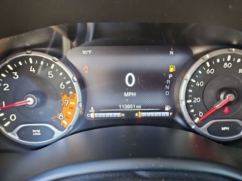 Used 2016 Jeep Renegade Limited AWD/4WD image 16
