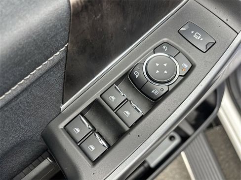 Used 2025 Ford F350 Lariat w/ Lariat Ultimate Package image 15